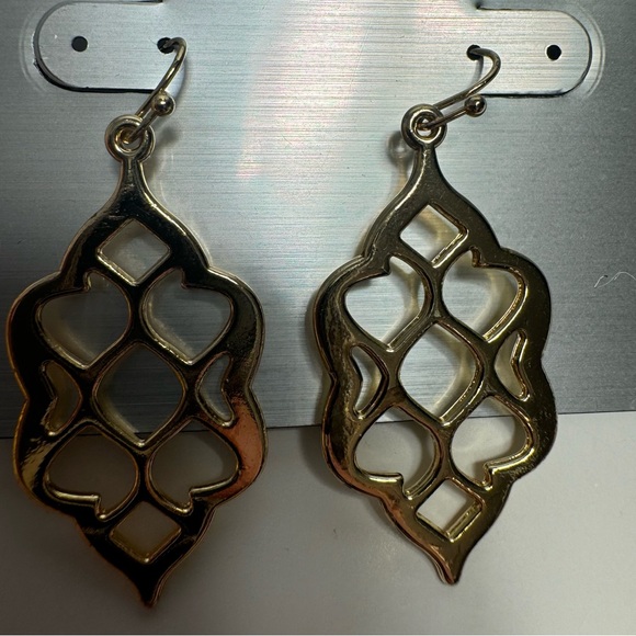 Apt. 9 gold tone dangle/drop hook earrings pierced - Picture 2 of 3